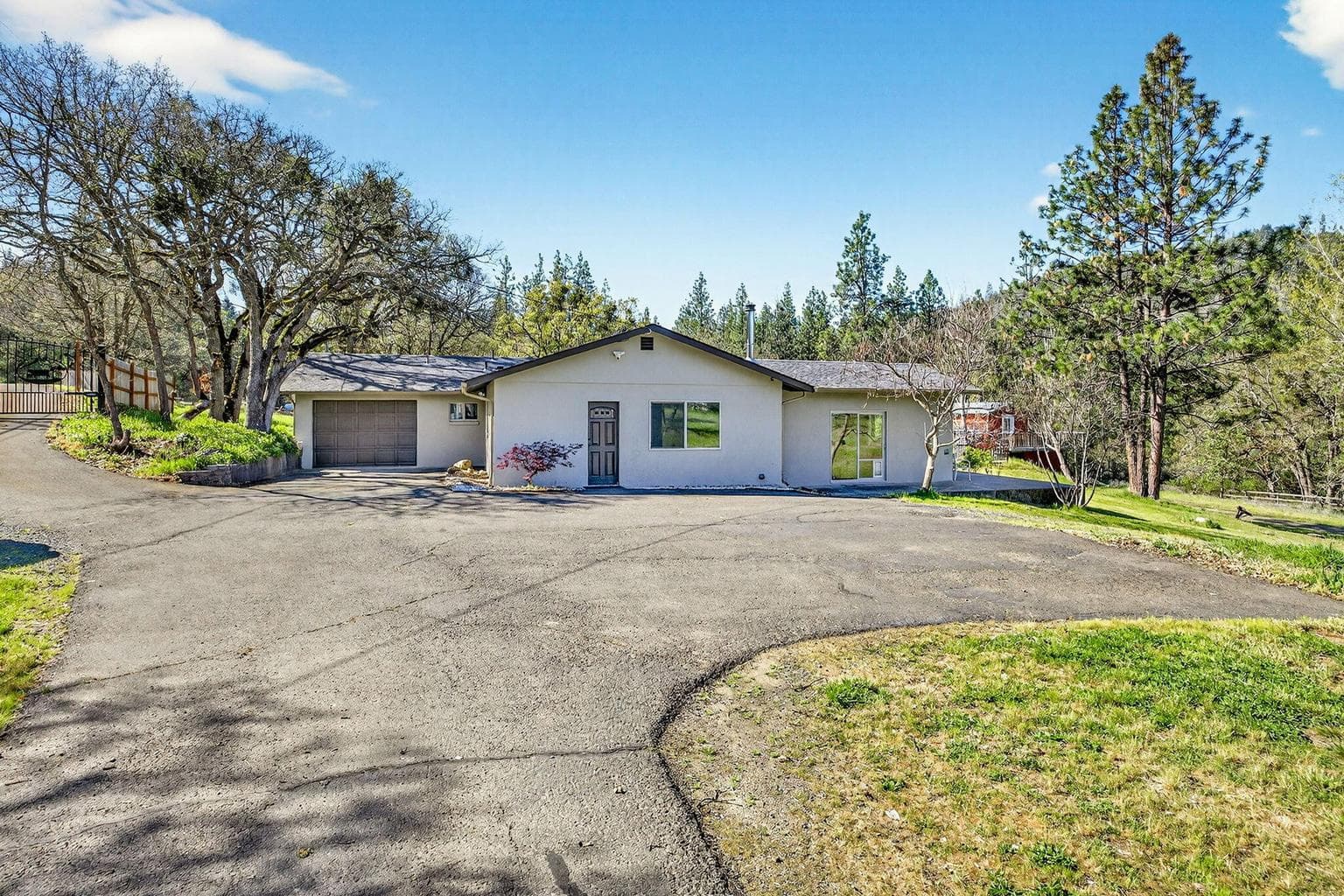 Photo of 5700 Highway 238 6 of 43