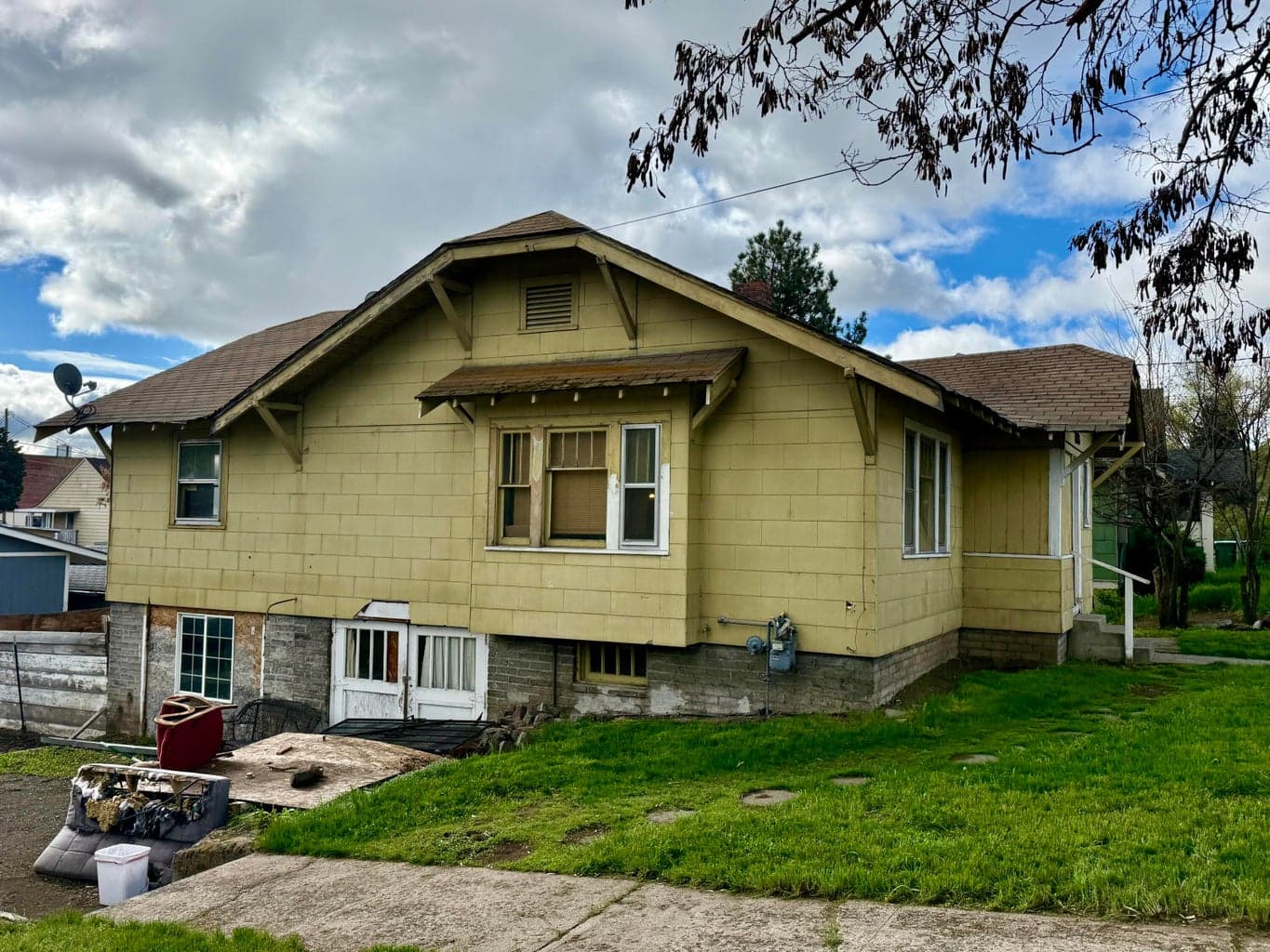 Photo of 1443 Oregon 2 of 46