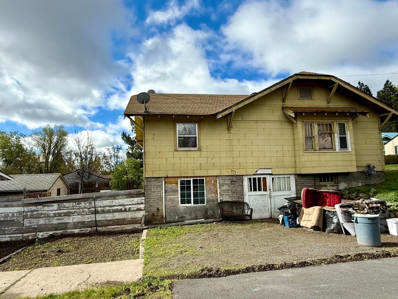 Photo of 1443 Oregon 3 of 46