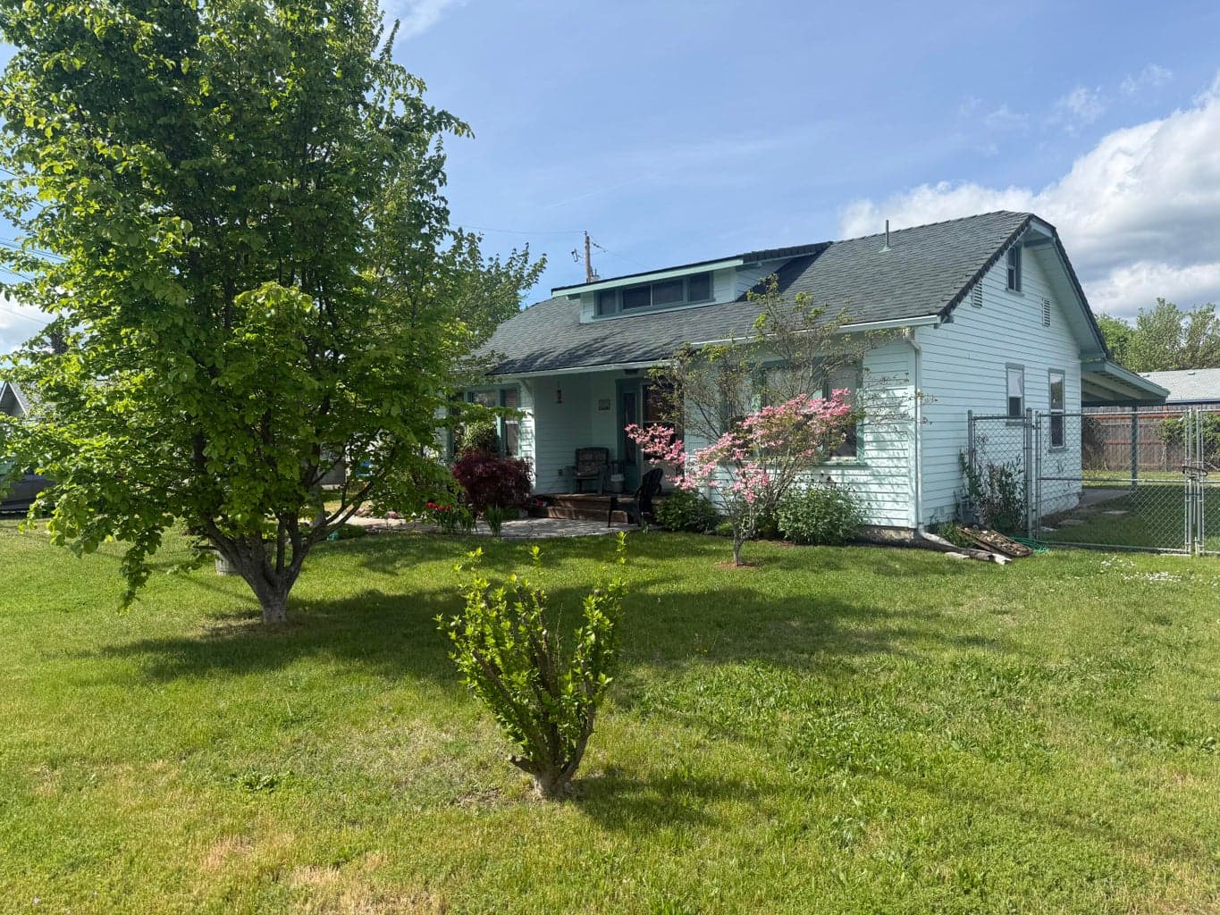 Photo of 2717 Howard 1 of 22