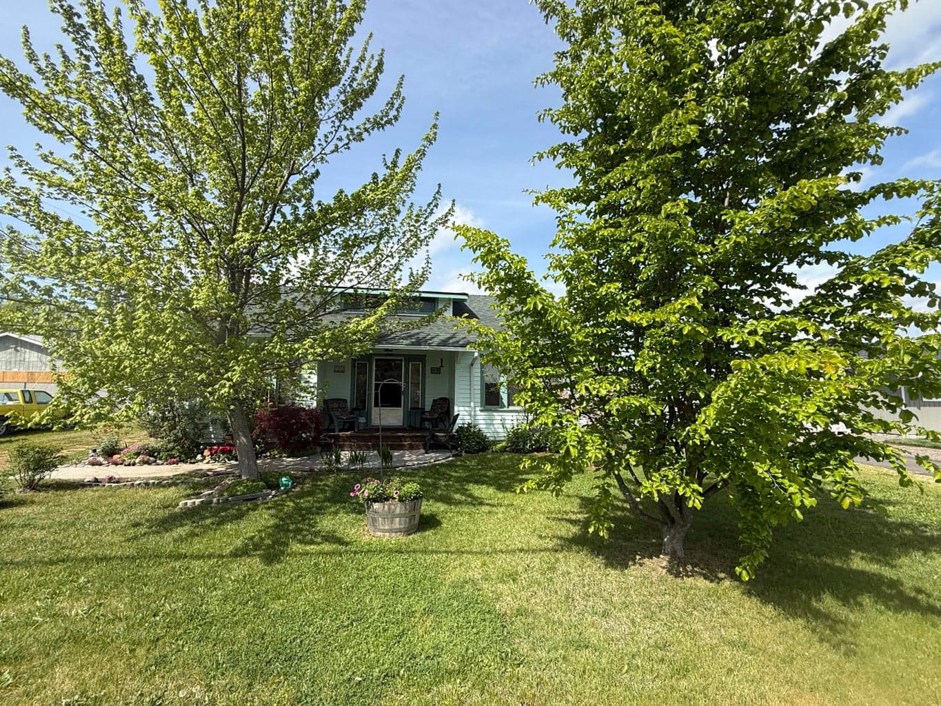 Photo of 2717 Howard 2 of 22