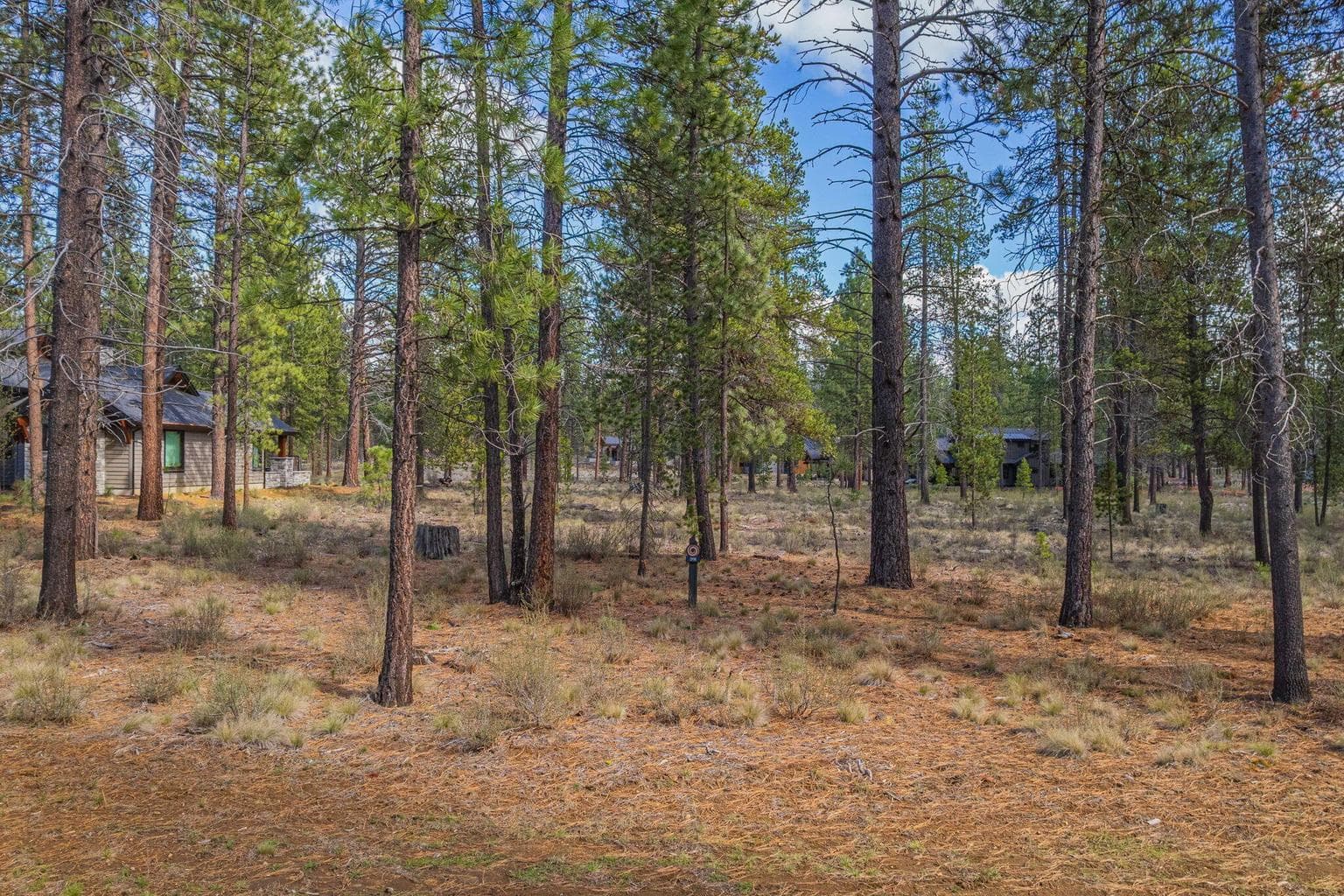 Photo of 56265 Elk Run Drive 3 of 24