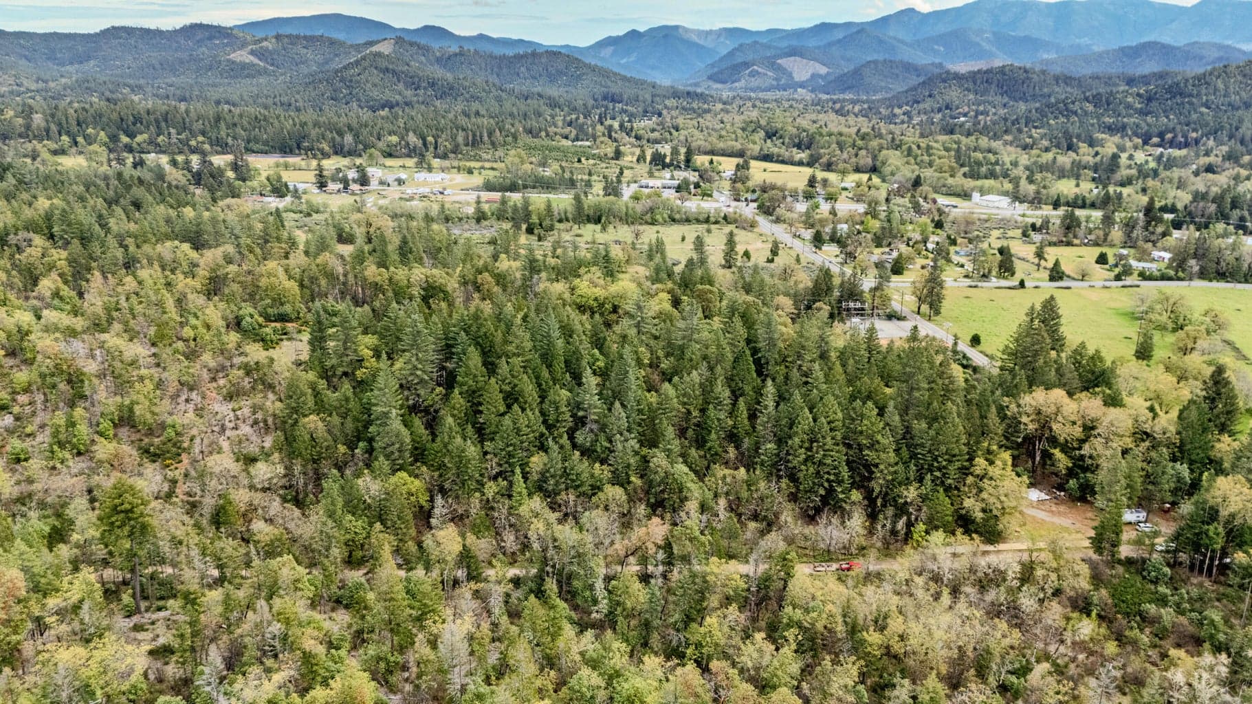Photo of 323 Valley Heights 3 of 11