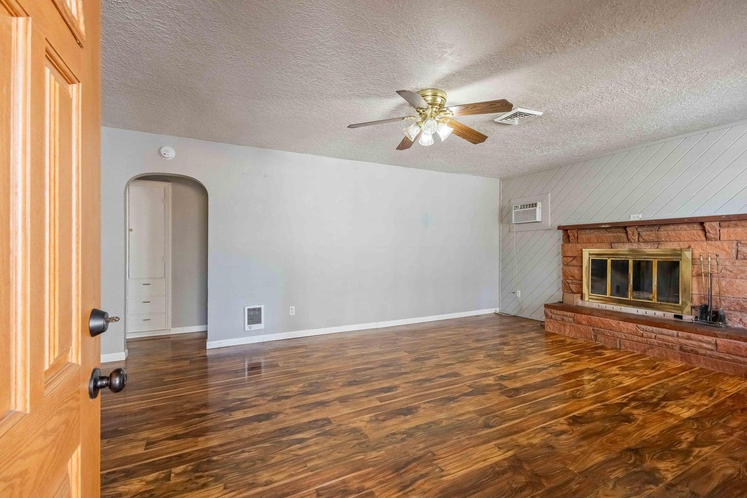 Photo of 248 3rd 4 of 28