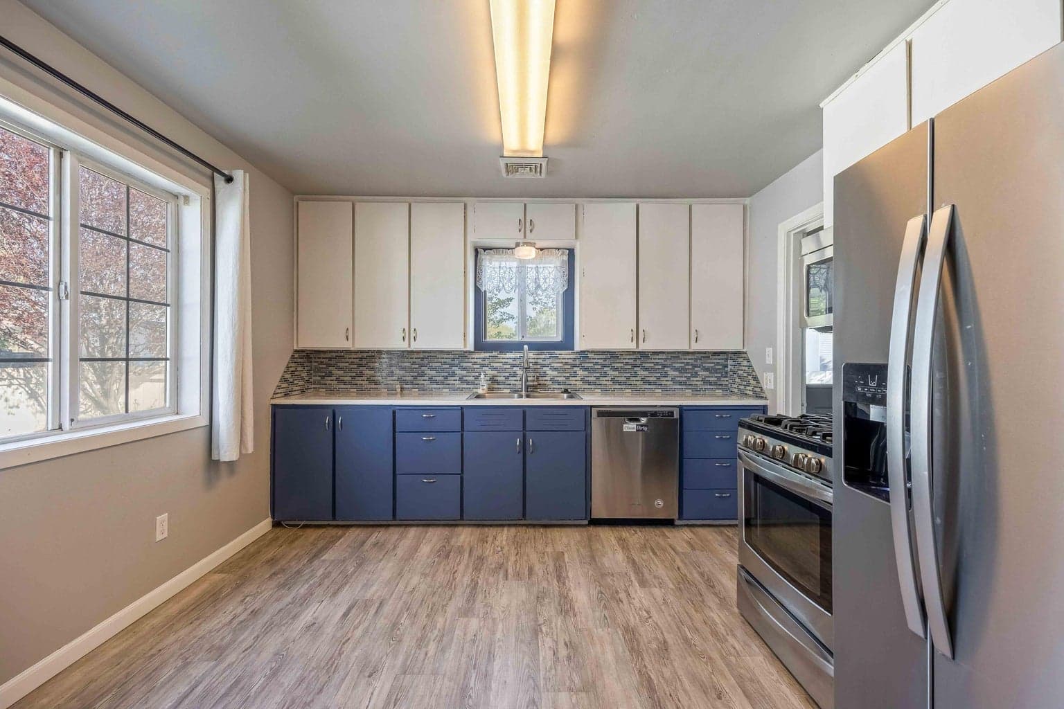 Photo of 248 NW 3rd Street 7 of 28
