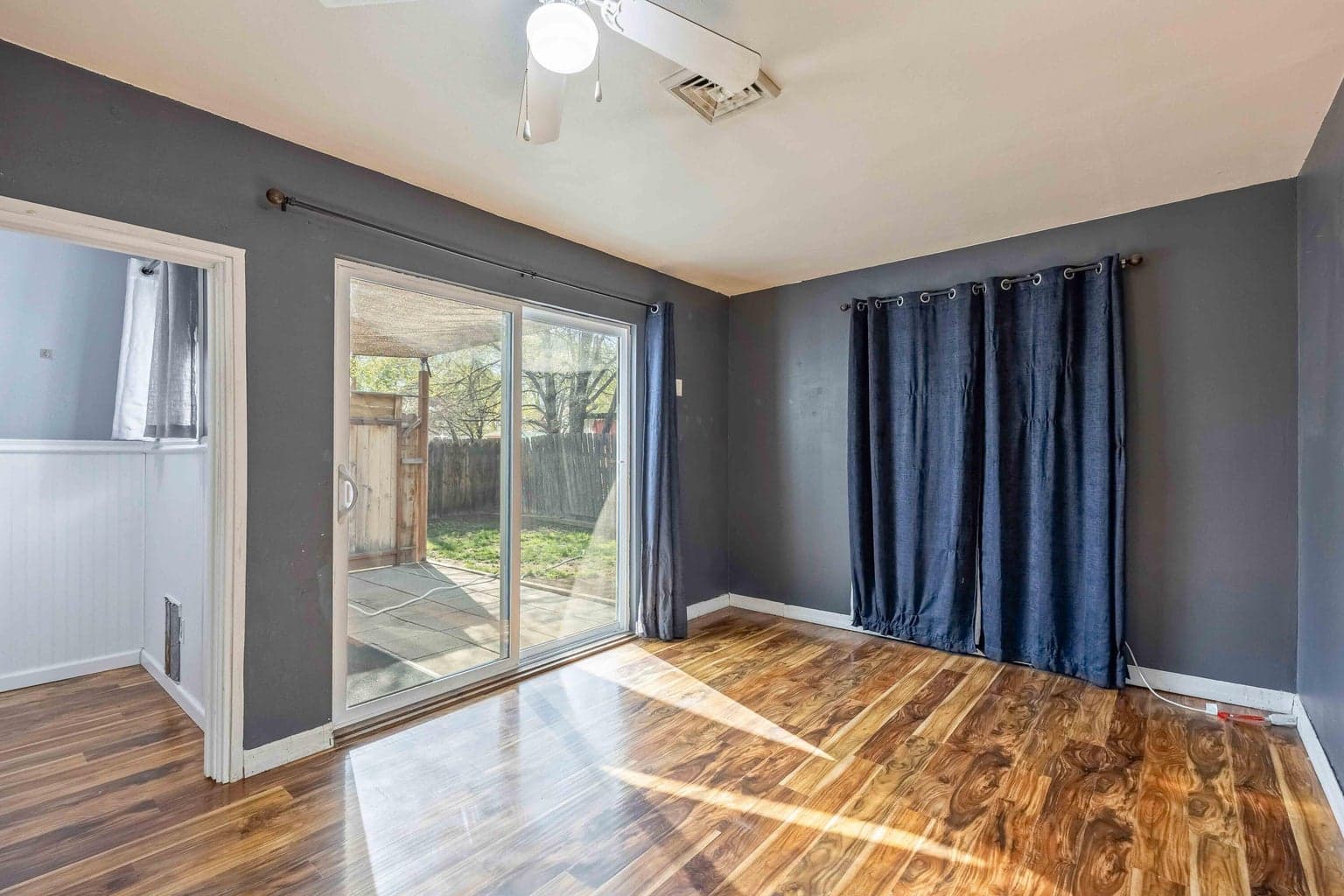 Photo of 248 NW 3rd Street 11 of 28