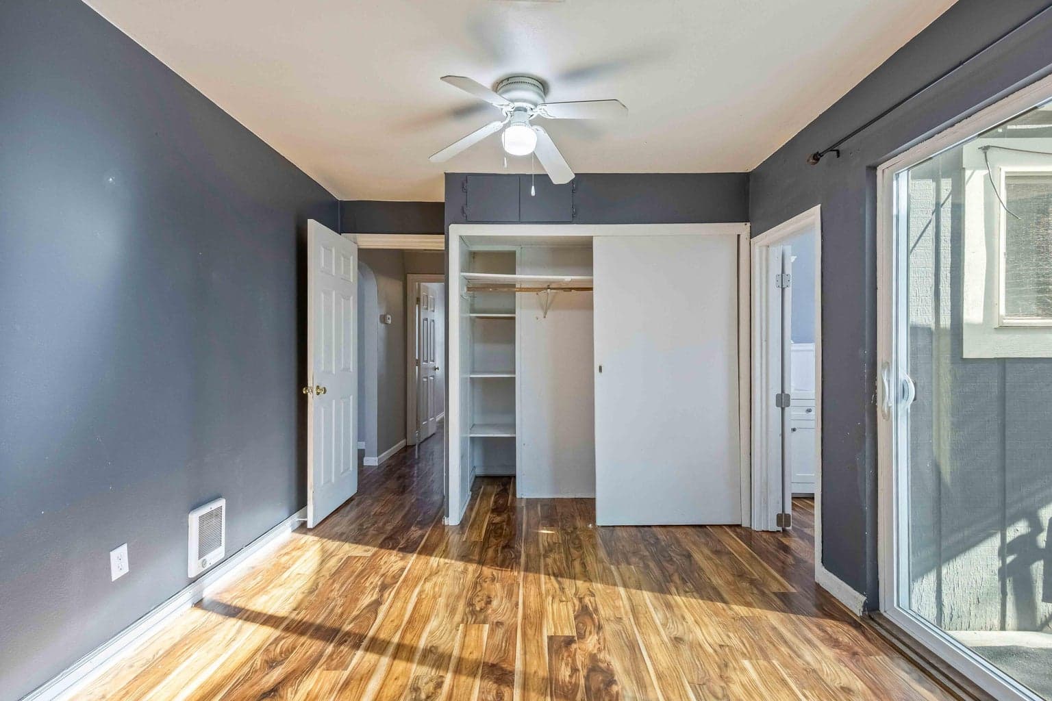 Photo of 248 NW 3rd Street 12 of 28