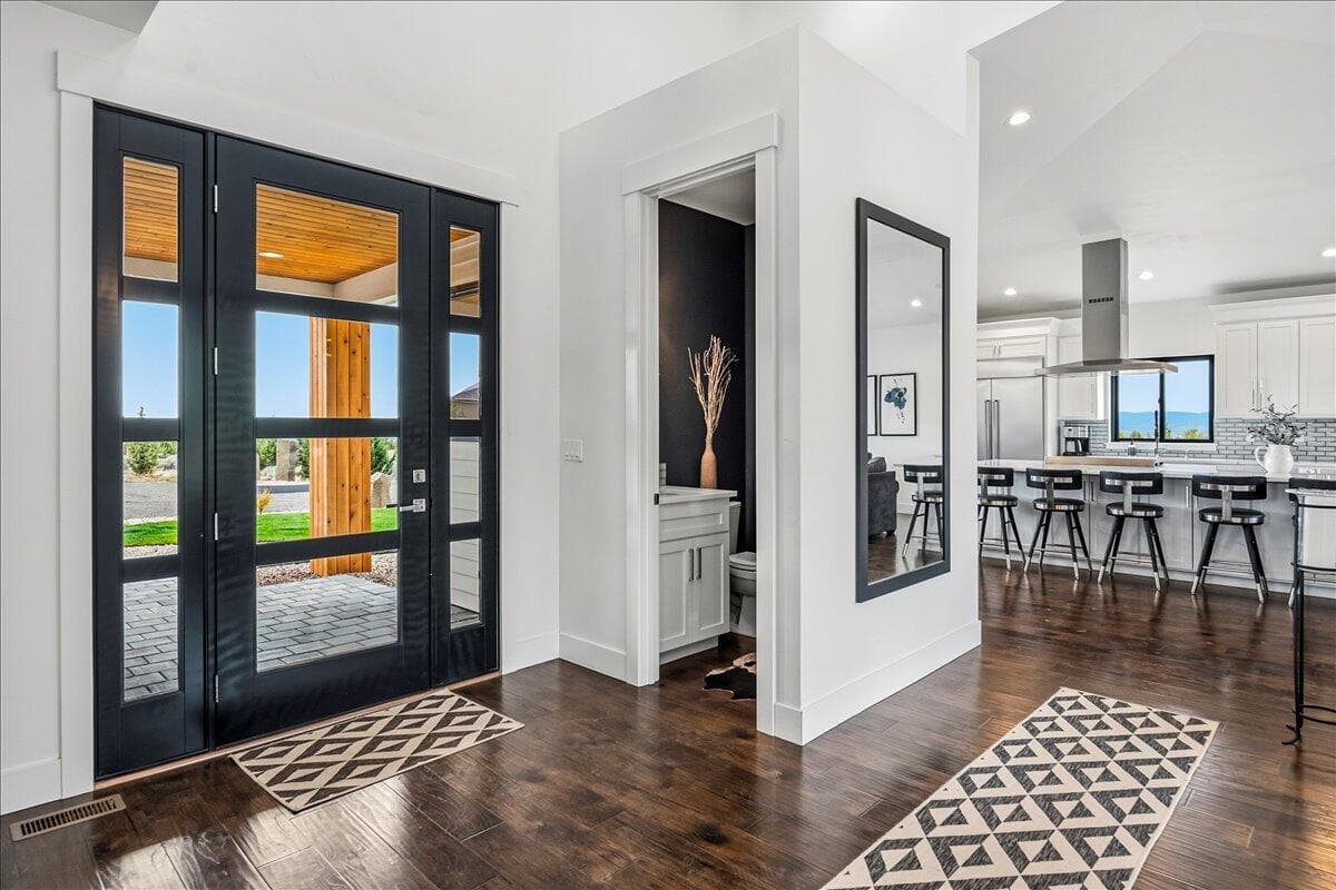 Photo of 8974 Copley 3 of 60