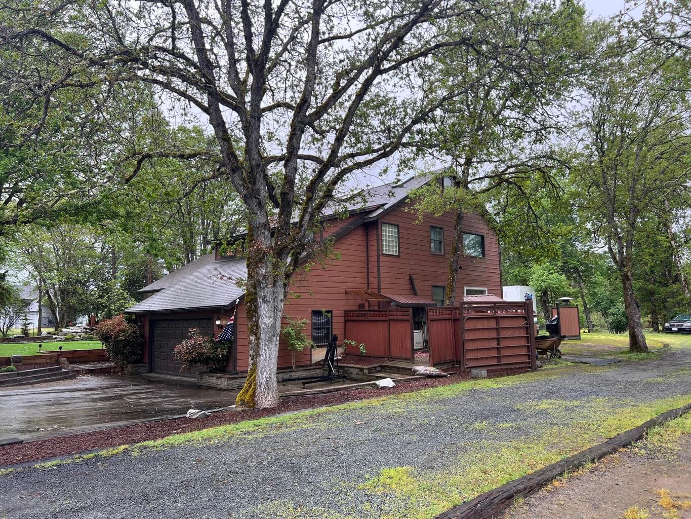 Photo of 255 Barker 5 of 26