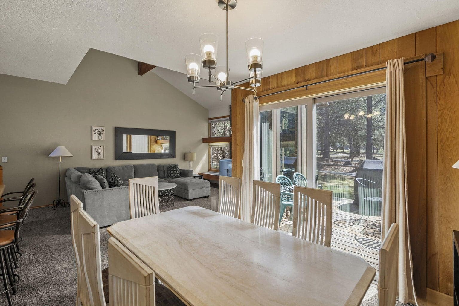 Photo of 17755 Lake Aspen Court 8 of 32
