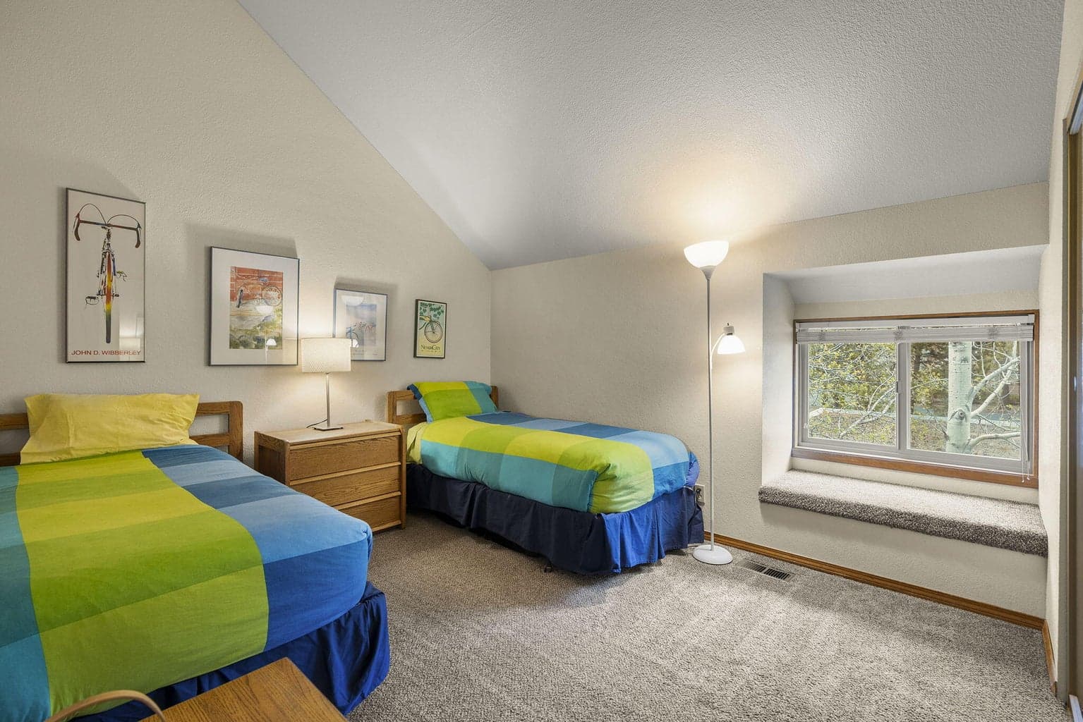 Photo of 17755 Lake Aspen Court 17 of 32