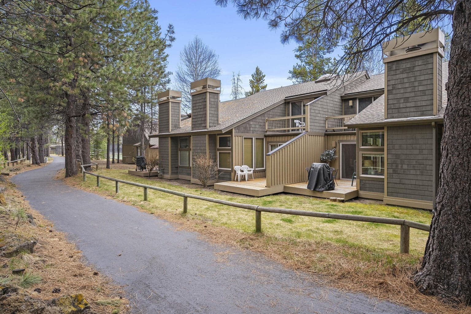Photo of 17755 Lake Aspen Court 22 of 32