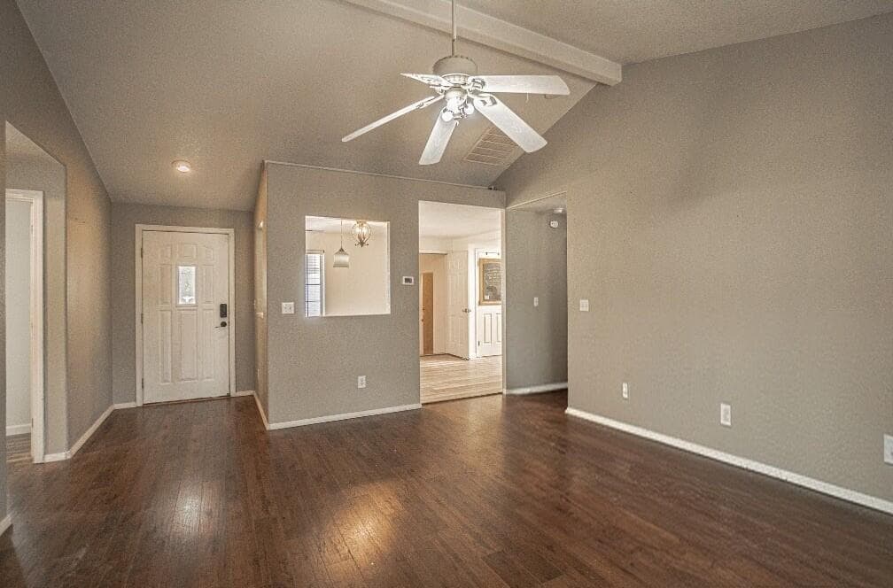 Photo of 8022 Brie 4 of 31
