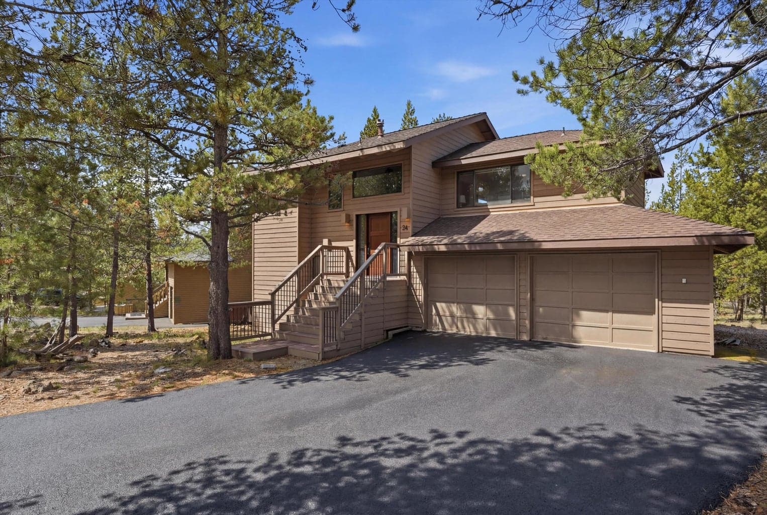 Photo of 57583 White Elm 1 of 34
