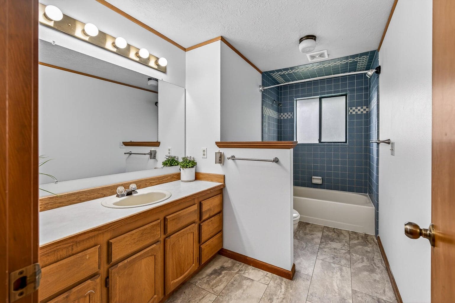 Guest bath