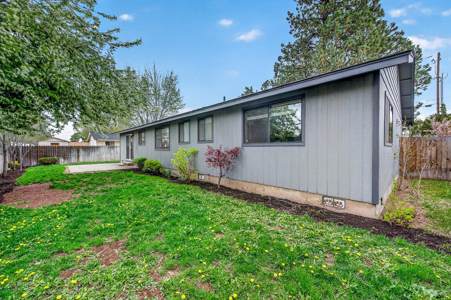 Photo of 2747 SW 23rd Street 37 of 38