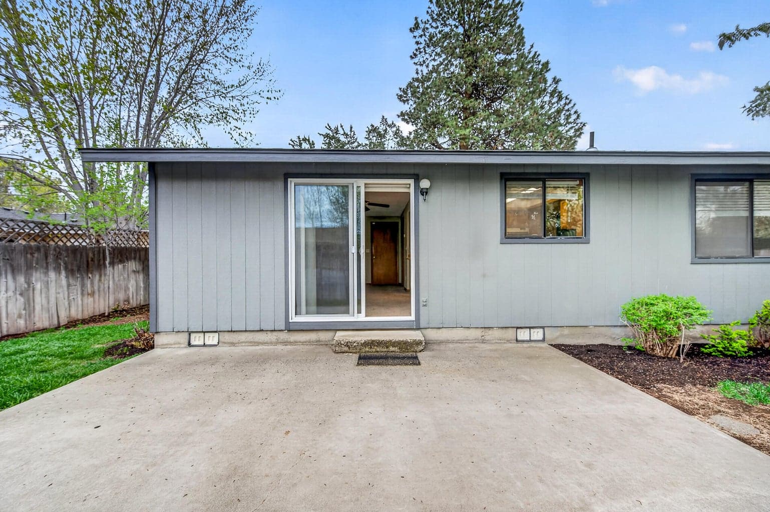 Photo of 2747 SW 23rd Street 38 of 38
