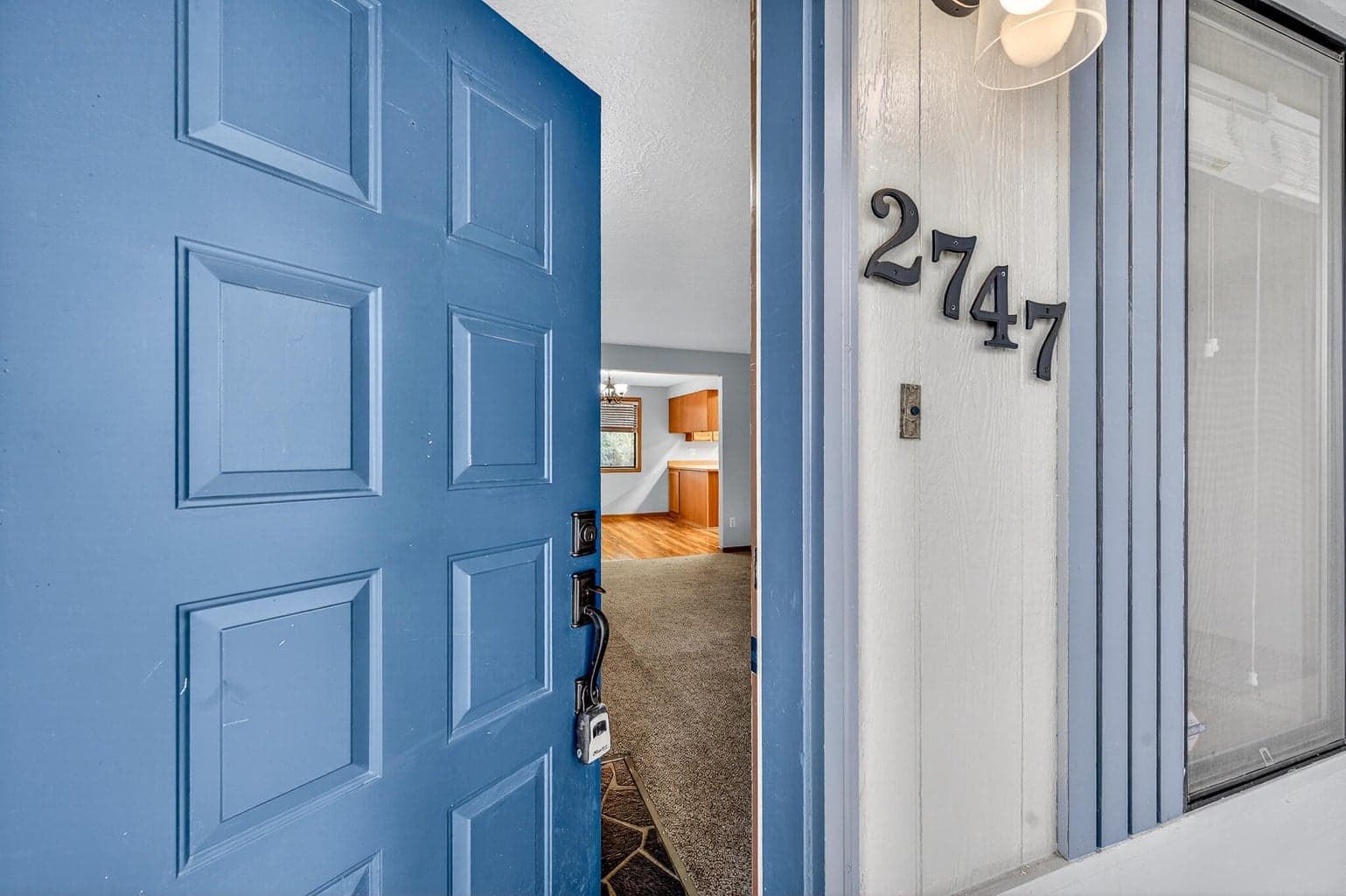 Photo of 2747 SW 23rd Street 2 of 38