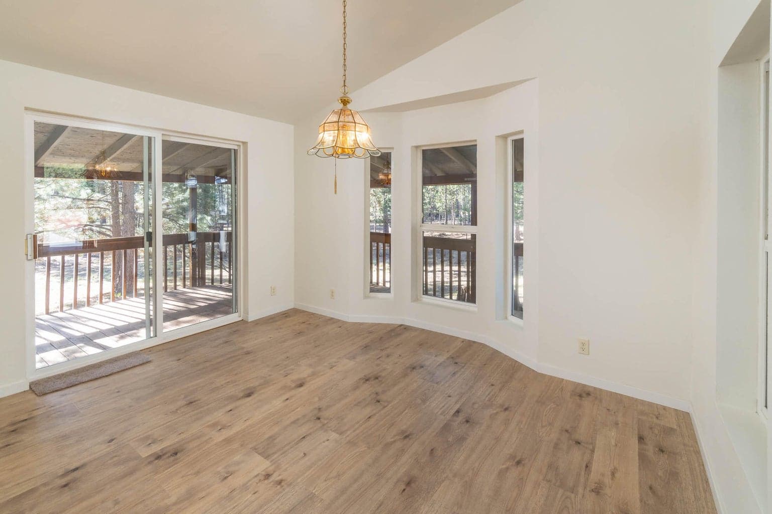 Photo of 2706 Boone 3 of 32