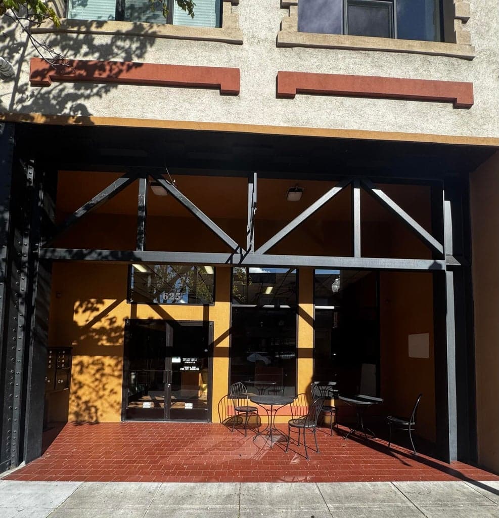 Photo of 625 Main 2 of 17