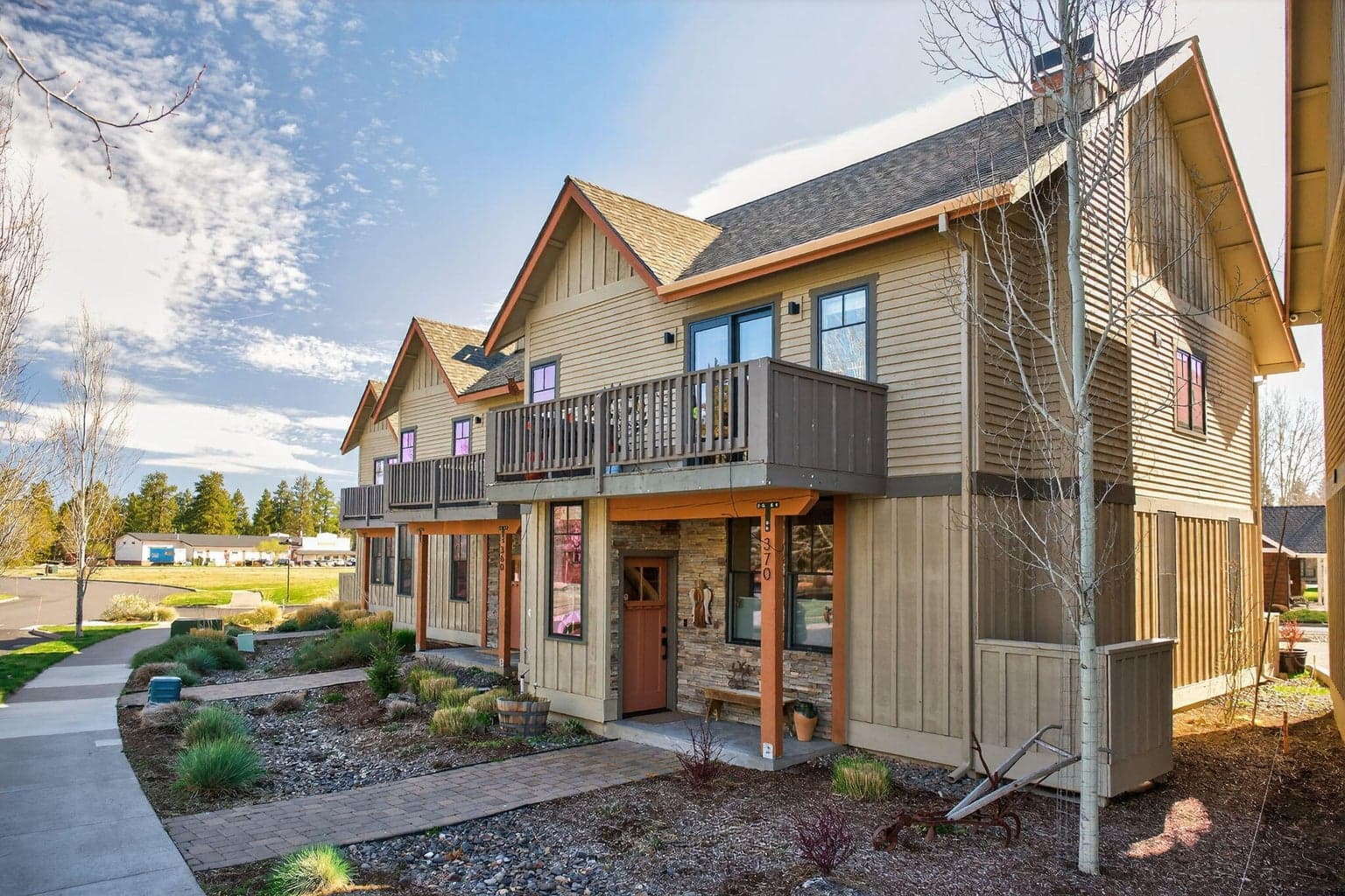 Photo of 370 Pine Meadow 2 of 37