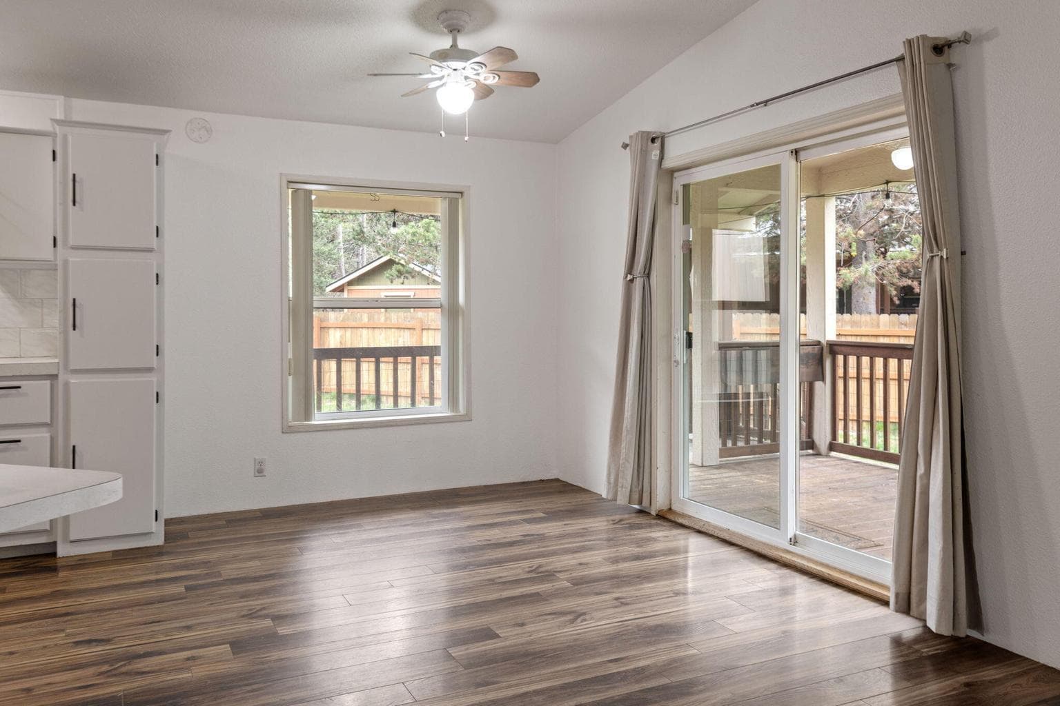 Photo of 52935 Meadow Lane 6 of 27