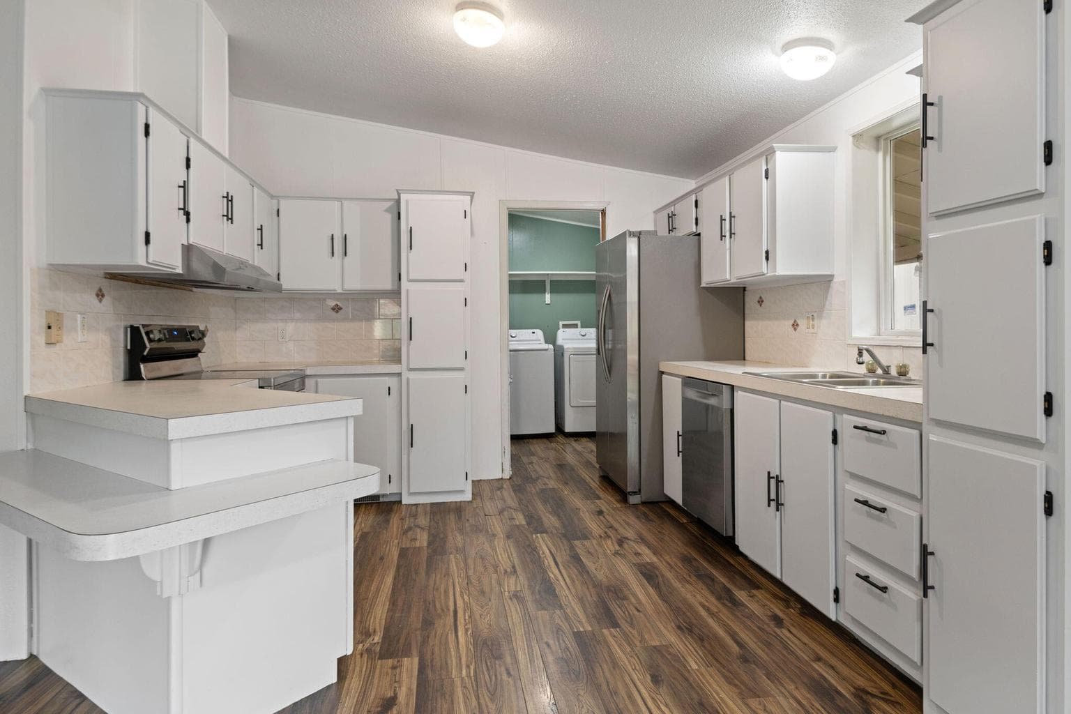 Photo of 52935 Meadow Lane 9 of 27