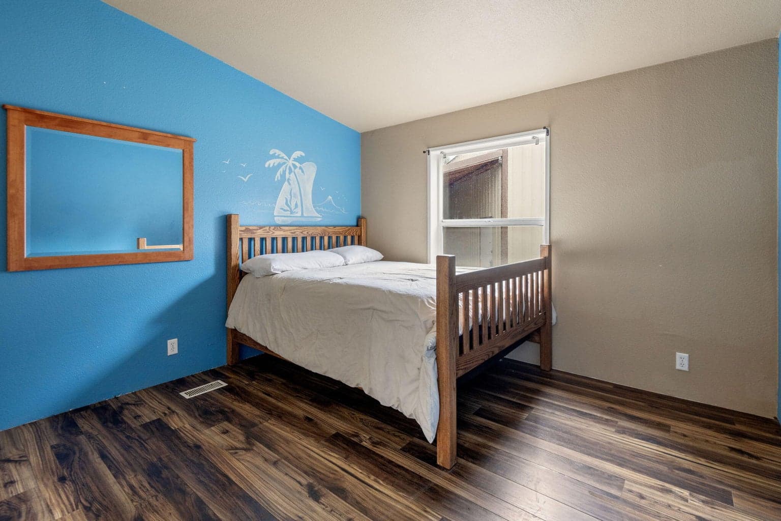 Photo of 52935 Meadow Lane 14 of 27