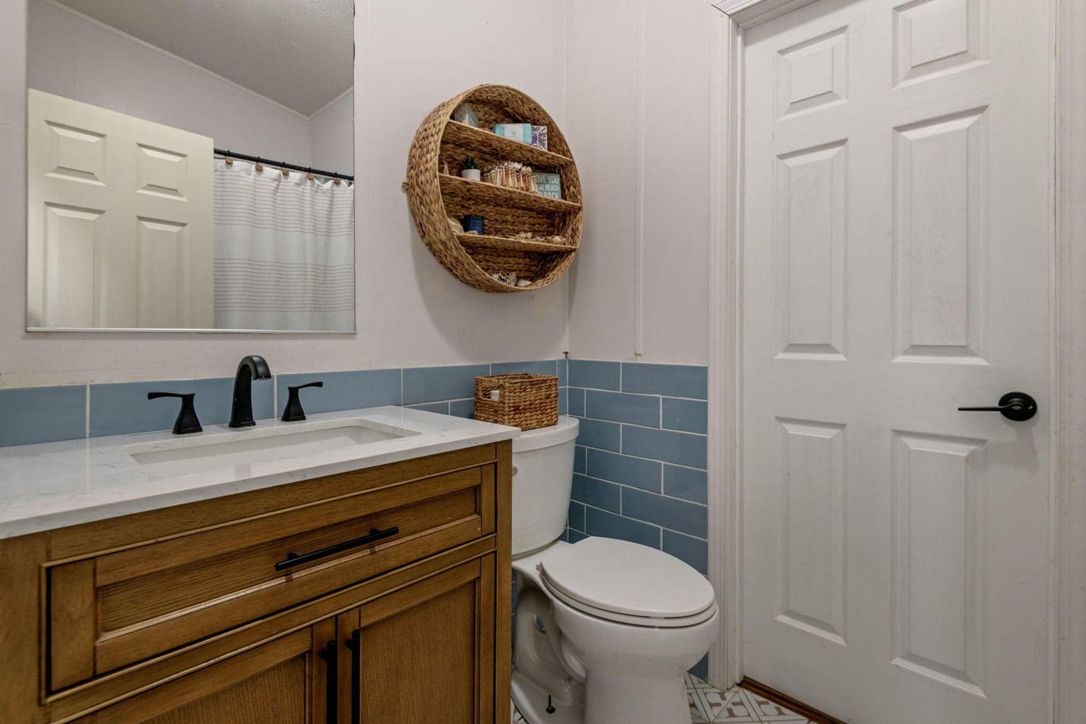 Photo of 52935 Meadow Lane 15 of 27