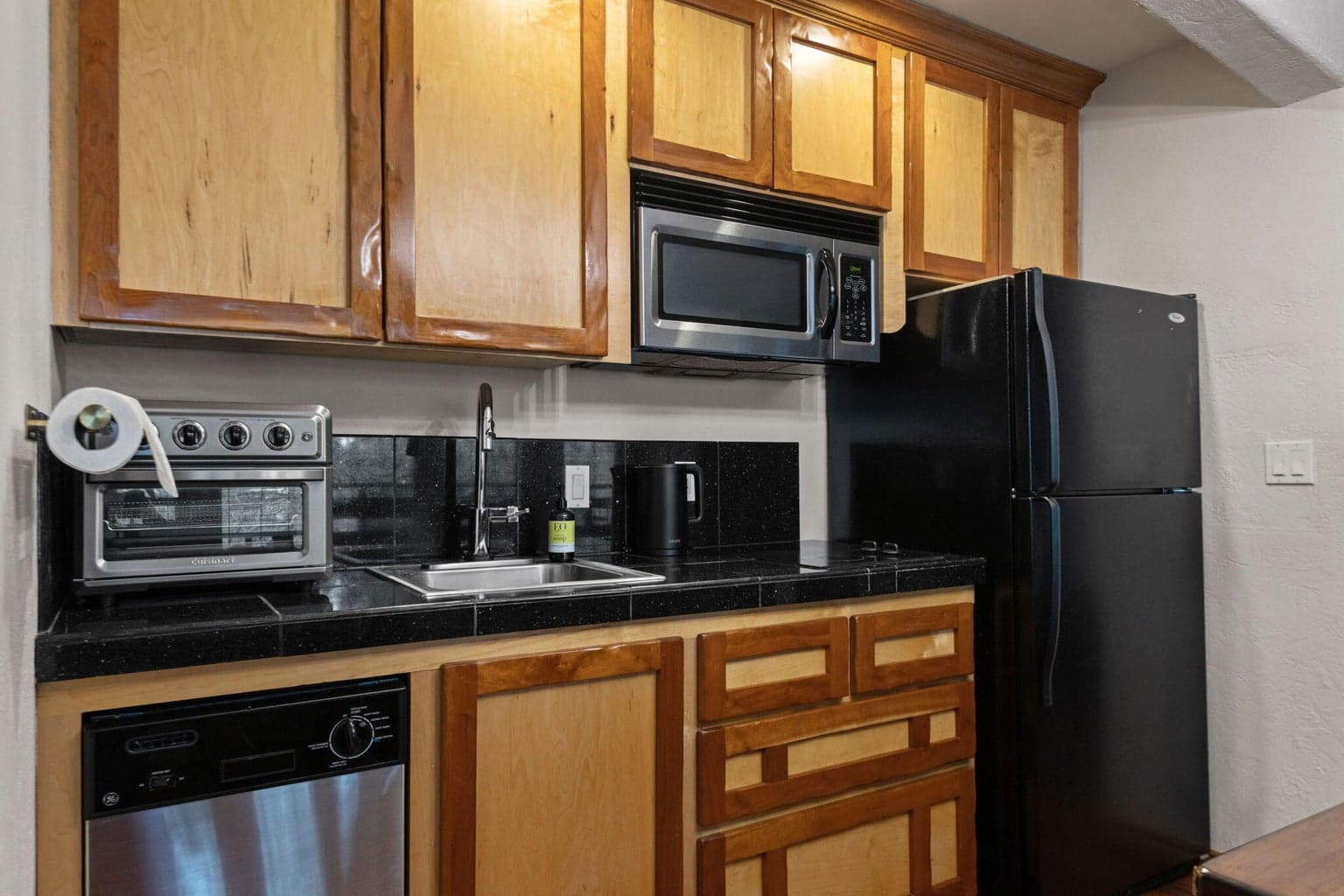 Photo of 18575 SW Century Drive 11 of 31