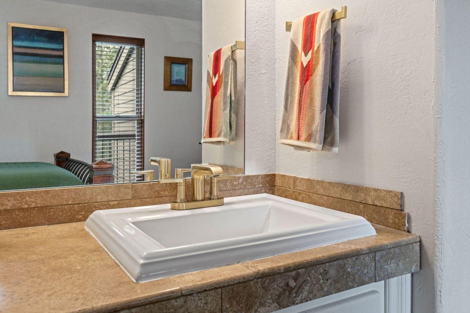 Photo of 18575 SW Century Drive 16 of 31