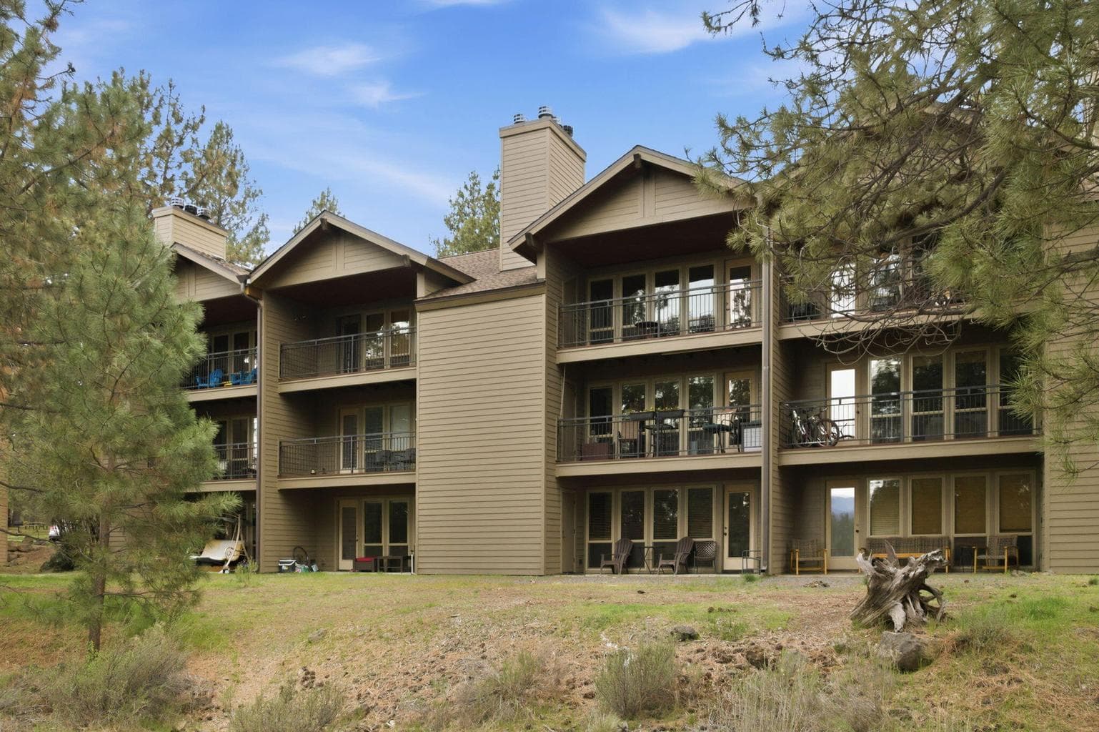 Photo of 18575 SW Century Drive 22 of 31