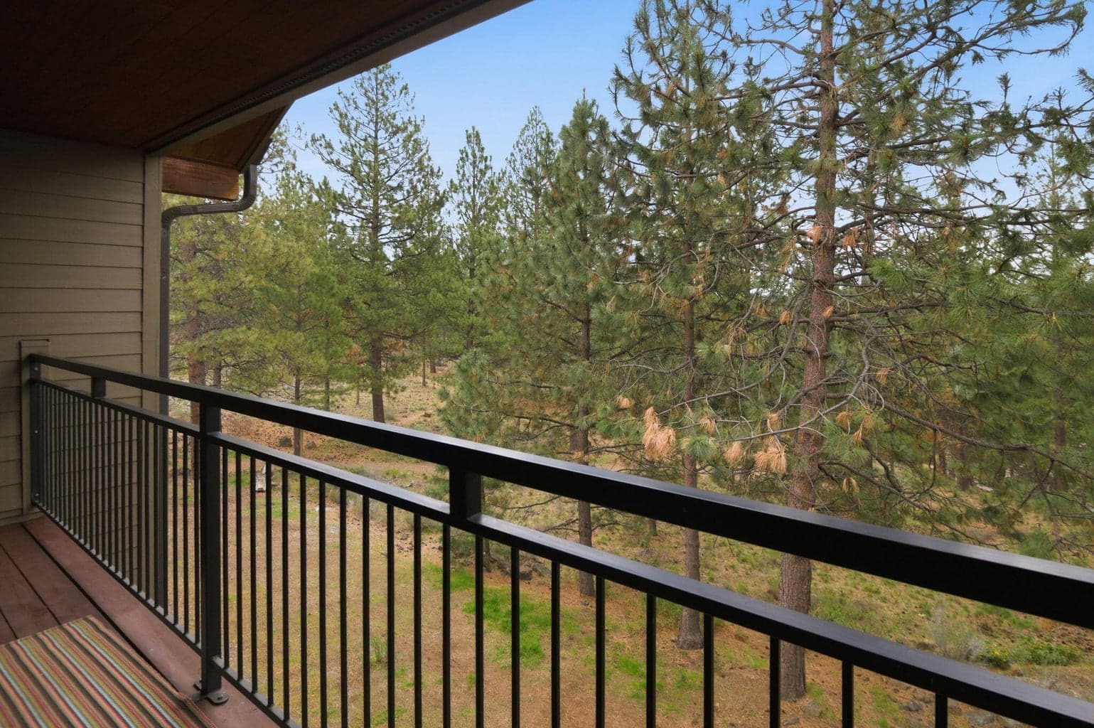 Photo of 18575 SW Century Drive 24 of 31