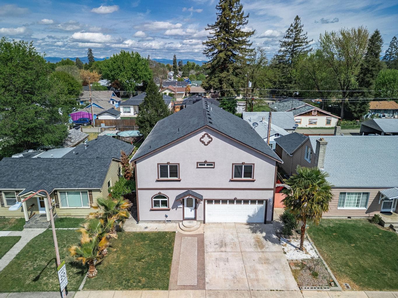 Photo of 842 14th 3 of 73