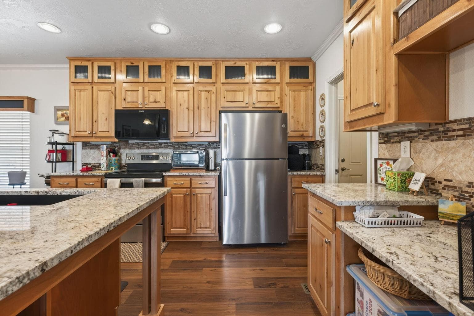 Photo of 2640 SW Evening Primrose Drive 10 of 29