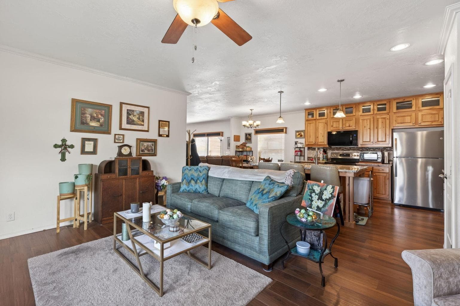 Photo of 2640 SW Evening Primrose Drive 7 of 29