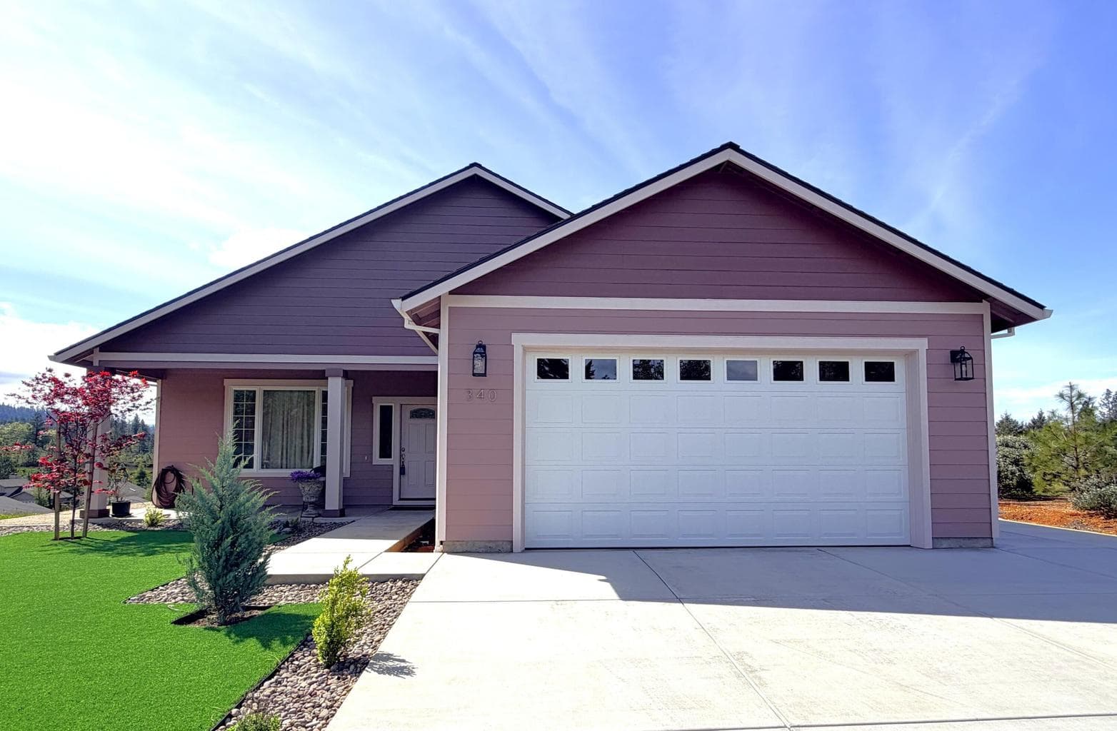 Photo of 340 Cedar Ridge 2 of 37