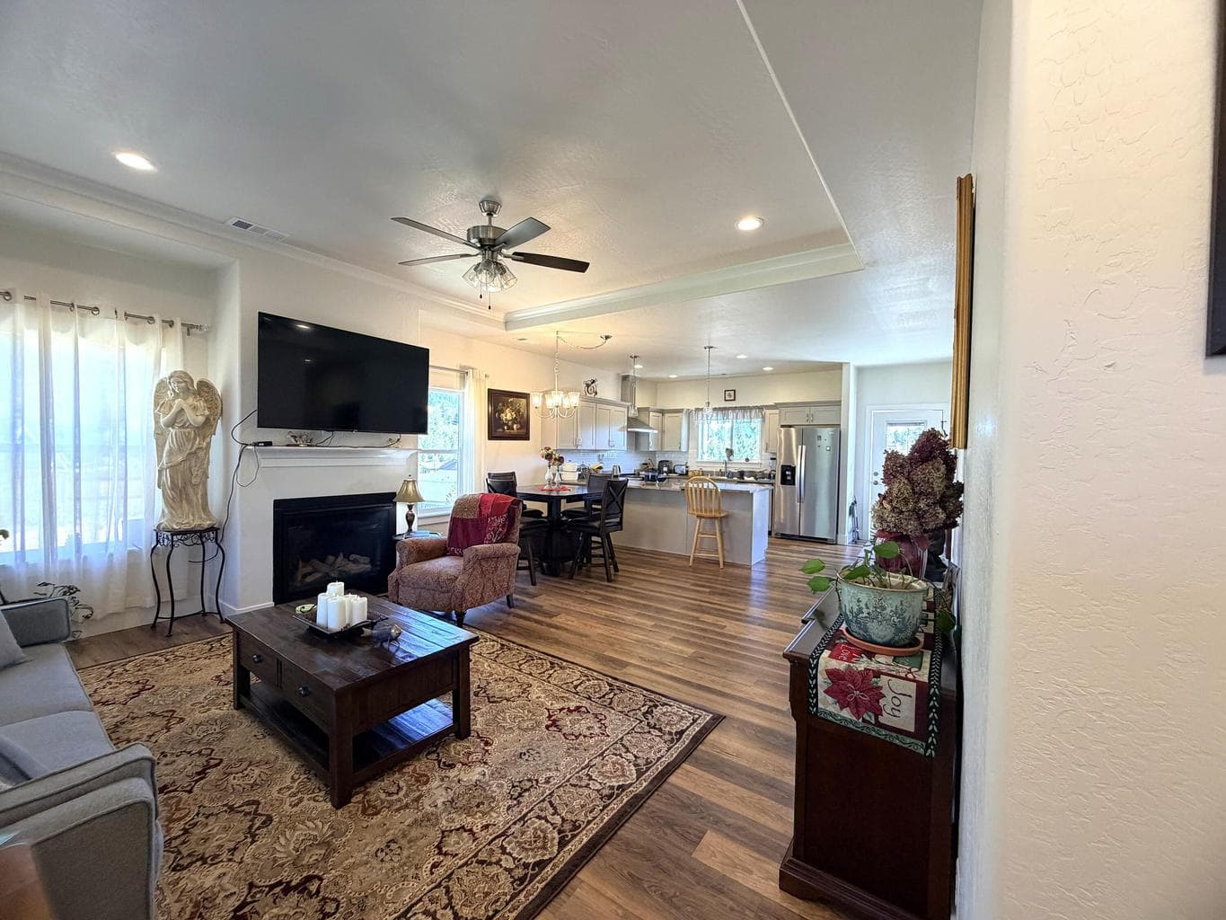 Photo of 340 Cedar Ridge 4 of 37