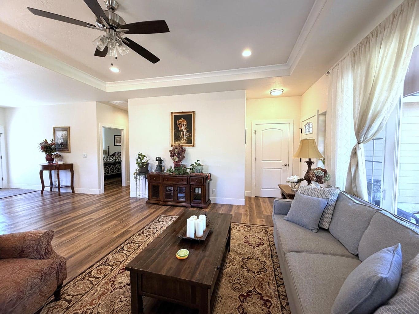 Photo of 340 Cedar Ridge 5 of 37
