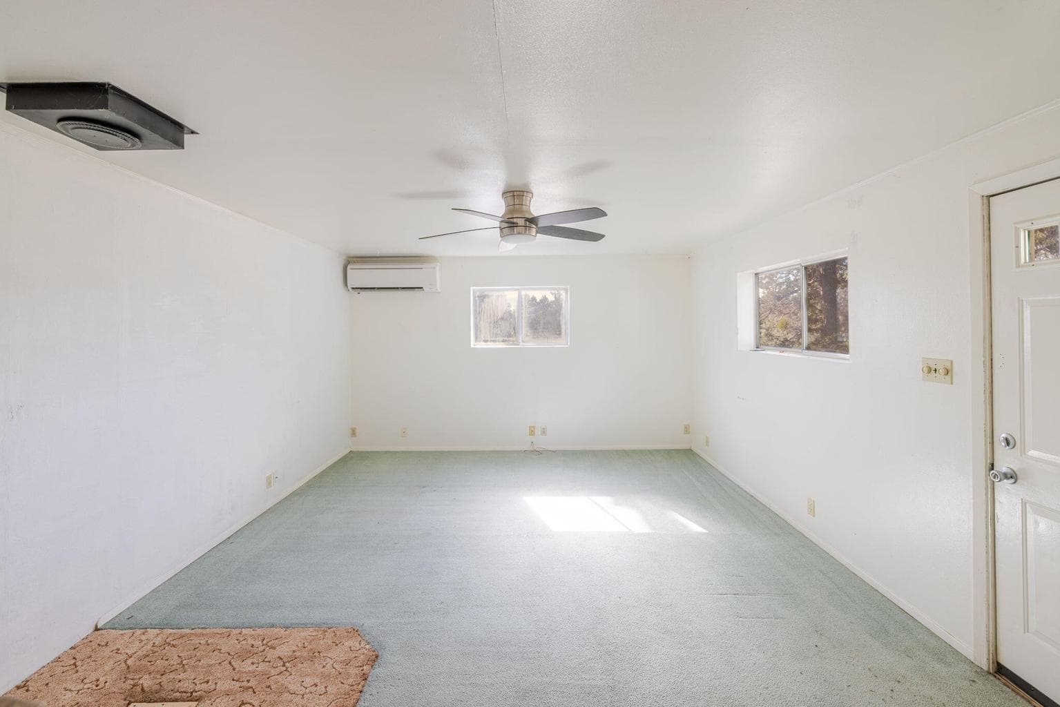 Photo of 20970 Hicrest Place 10 of 42