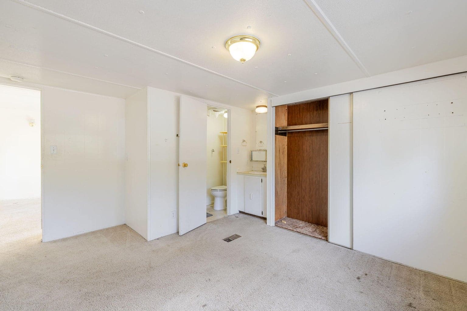 Photo of 20970 Hicrest Place 17 of 42