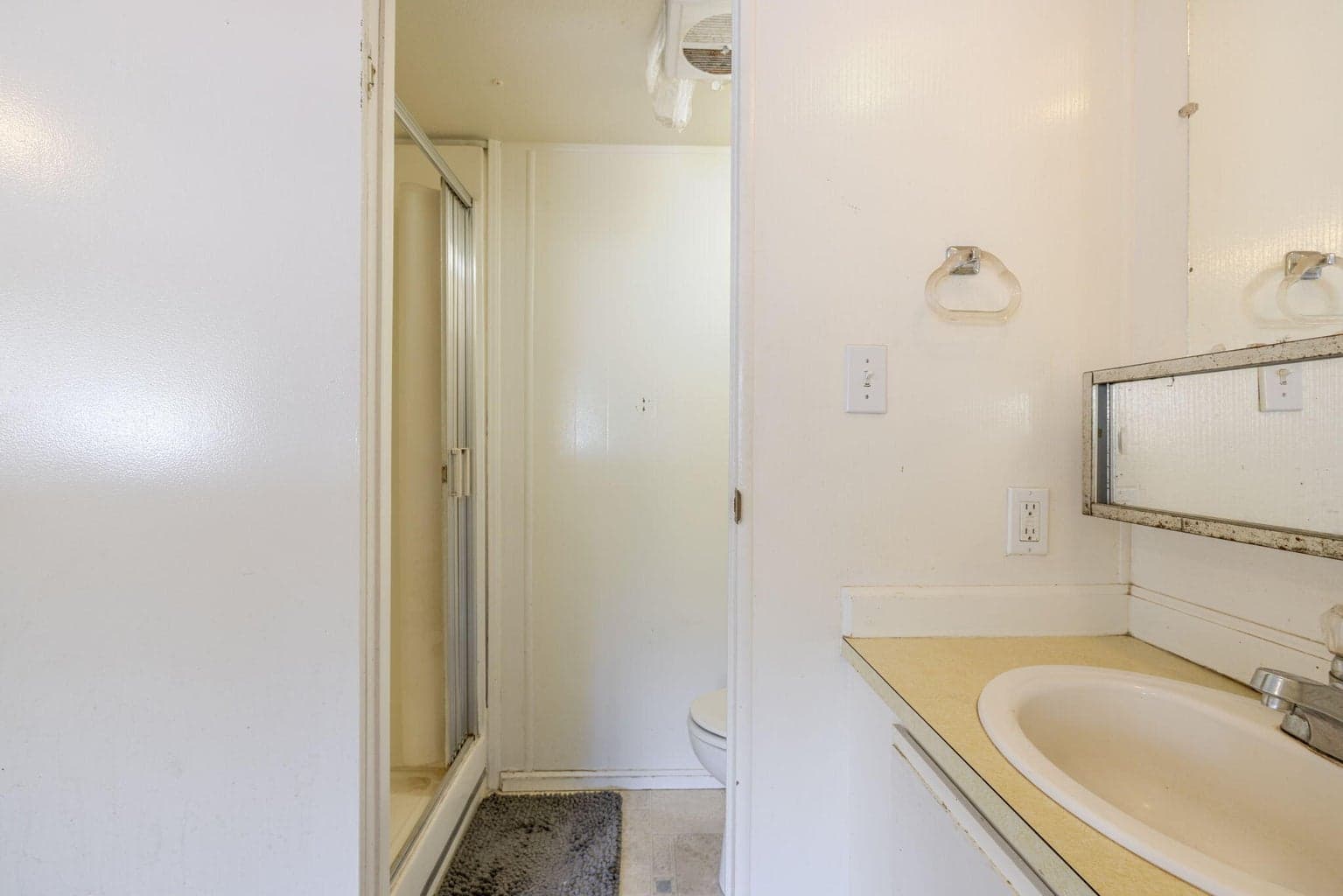 Photo of 20970 Hicrest Place 18 of 42