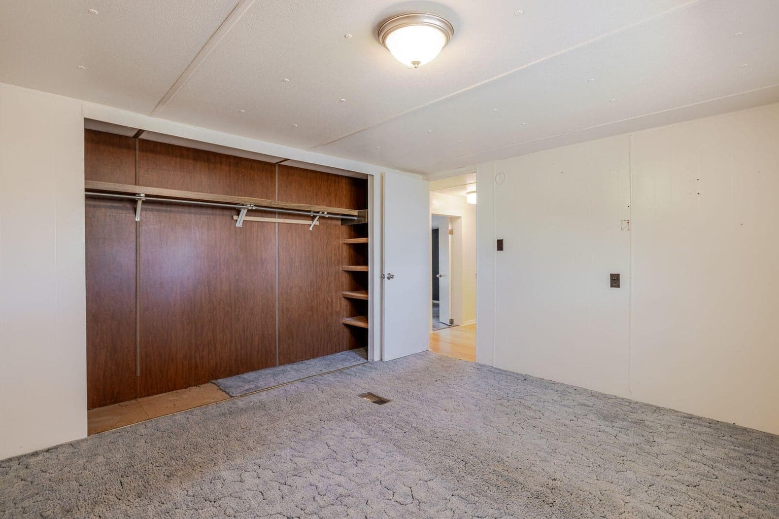 Photo of 20970 Hicrest Place 23 of 42