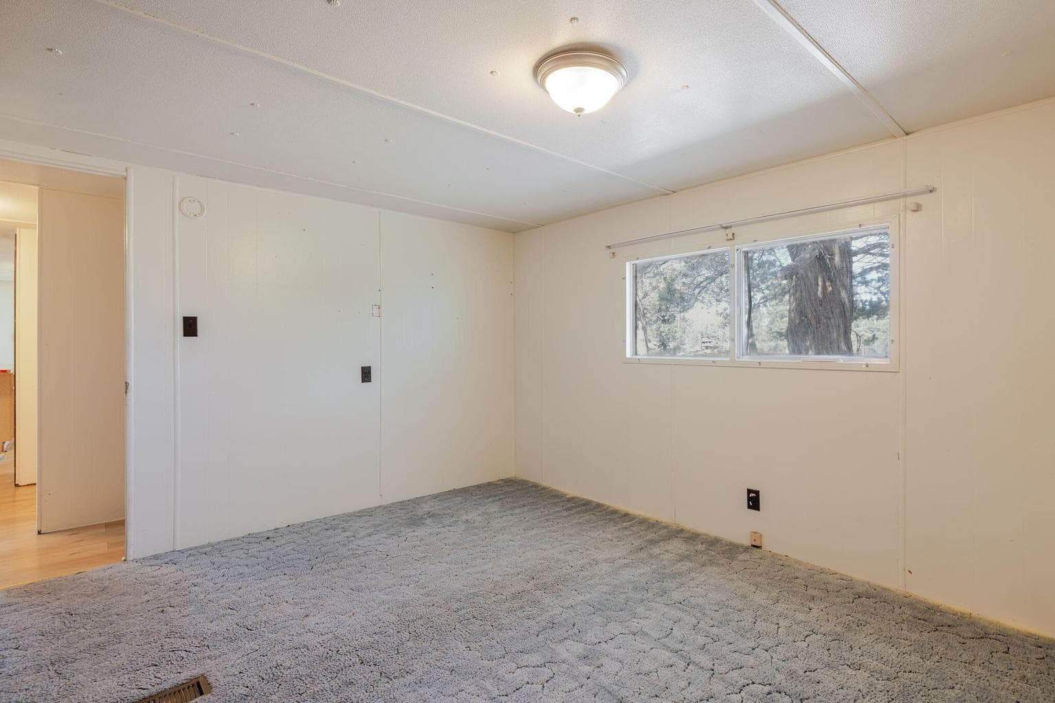 Photo of 20970 Hicrest Place 24 of 42