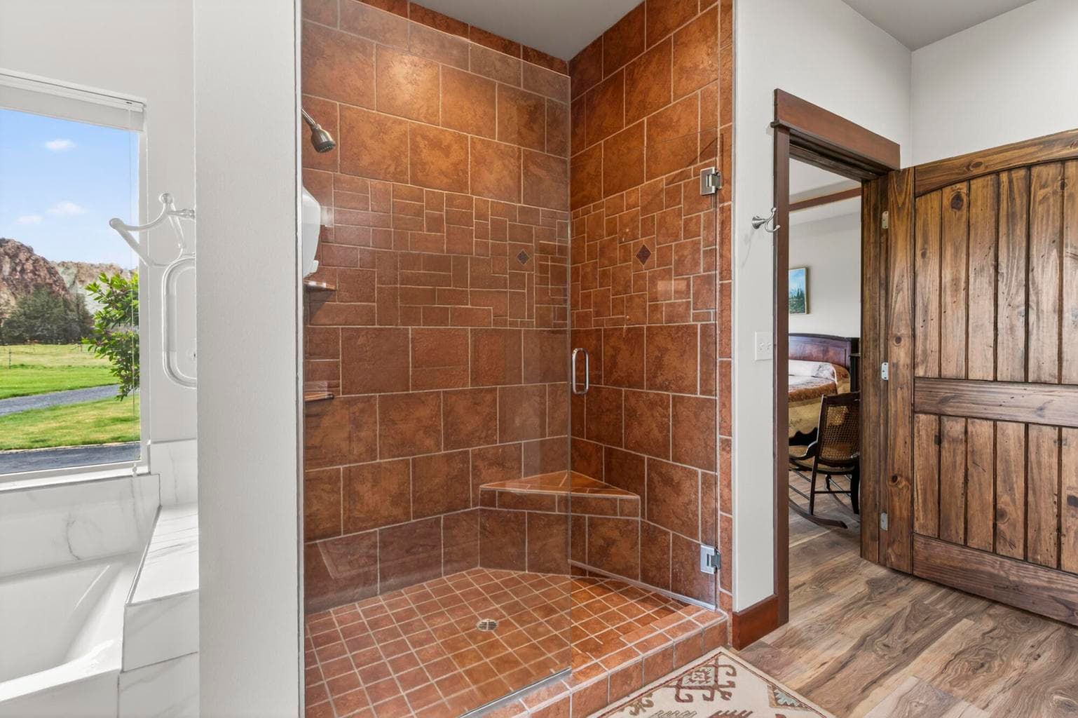Photo of 2305 NE Wilcox Avenue 31 of 70