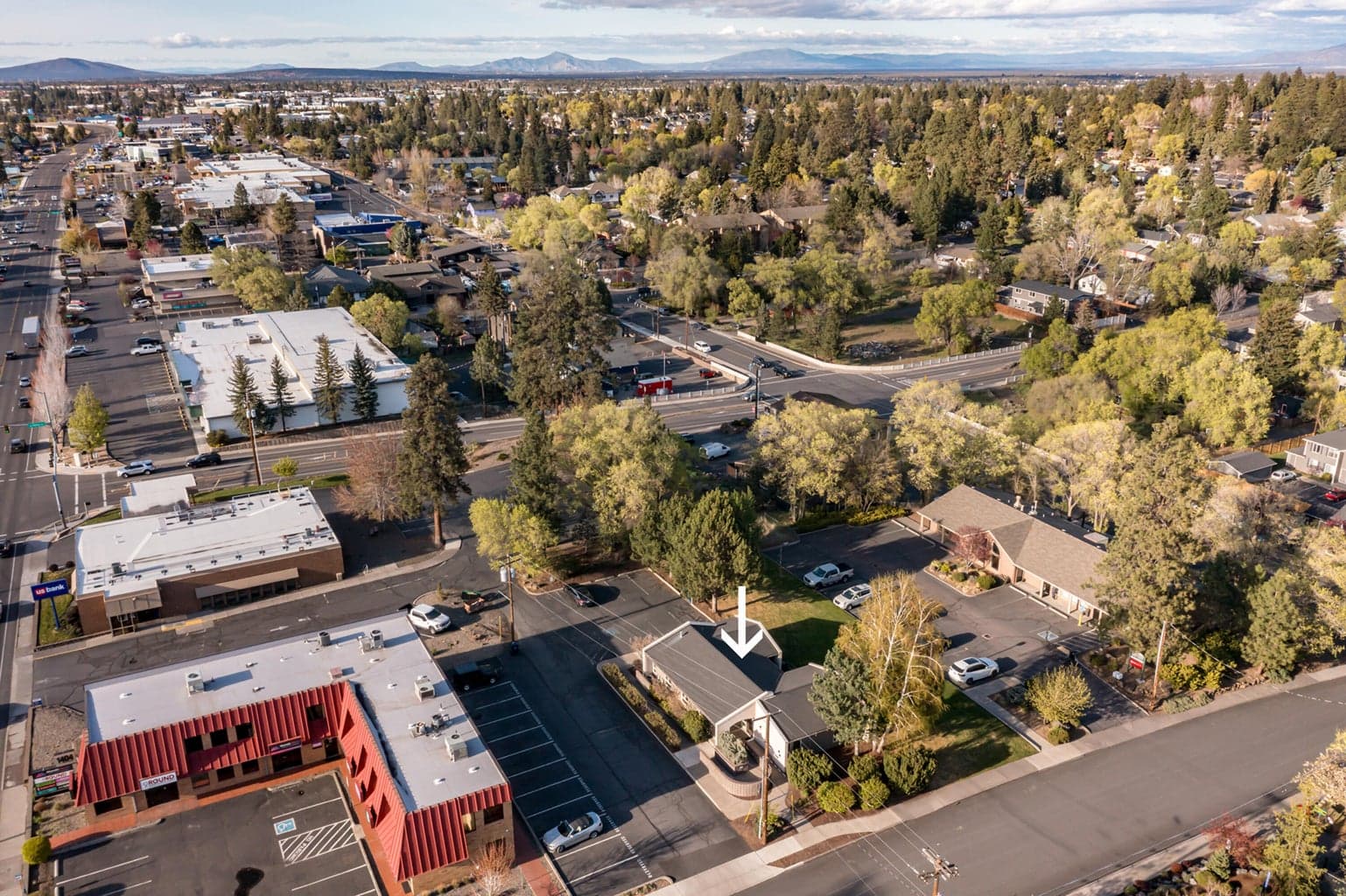 Photo of 336 NE Norton Avenue 23 of 25