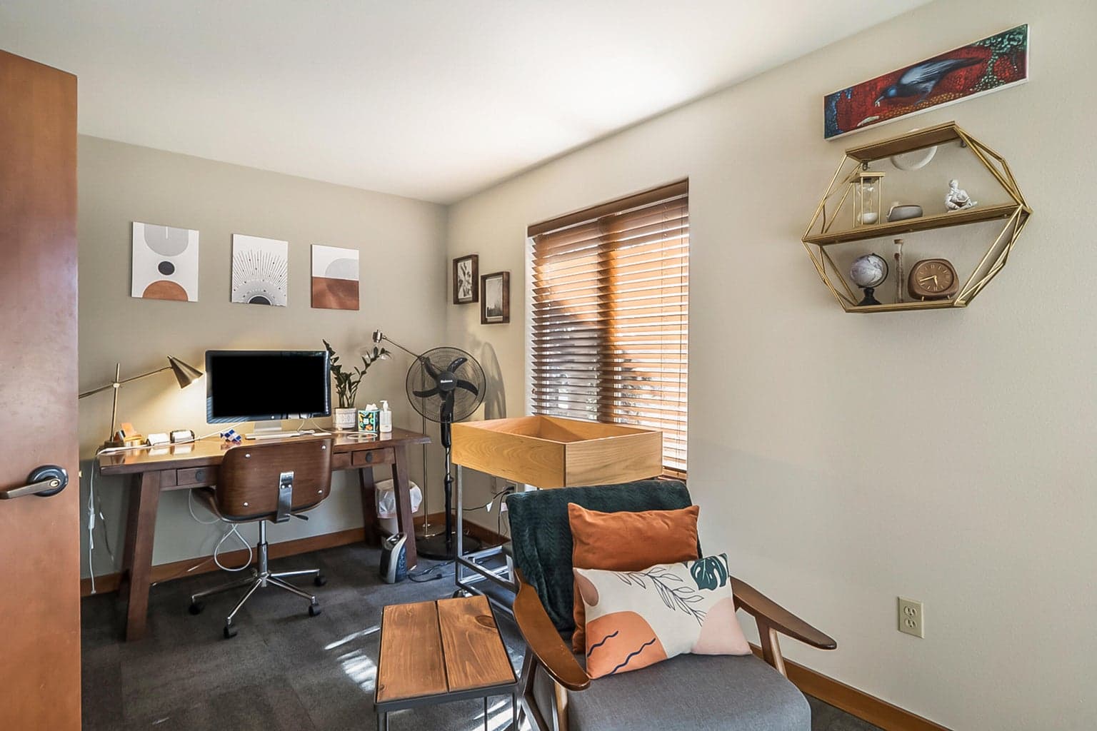 Photo of 336 NE Norton Avenue 14 of 25
