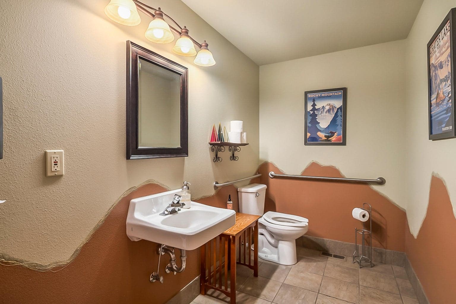 Photo of 336 NE Norton Avenue 20 of 25
