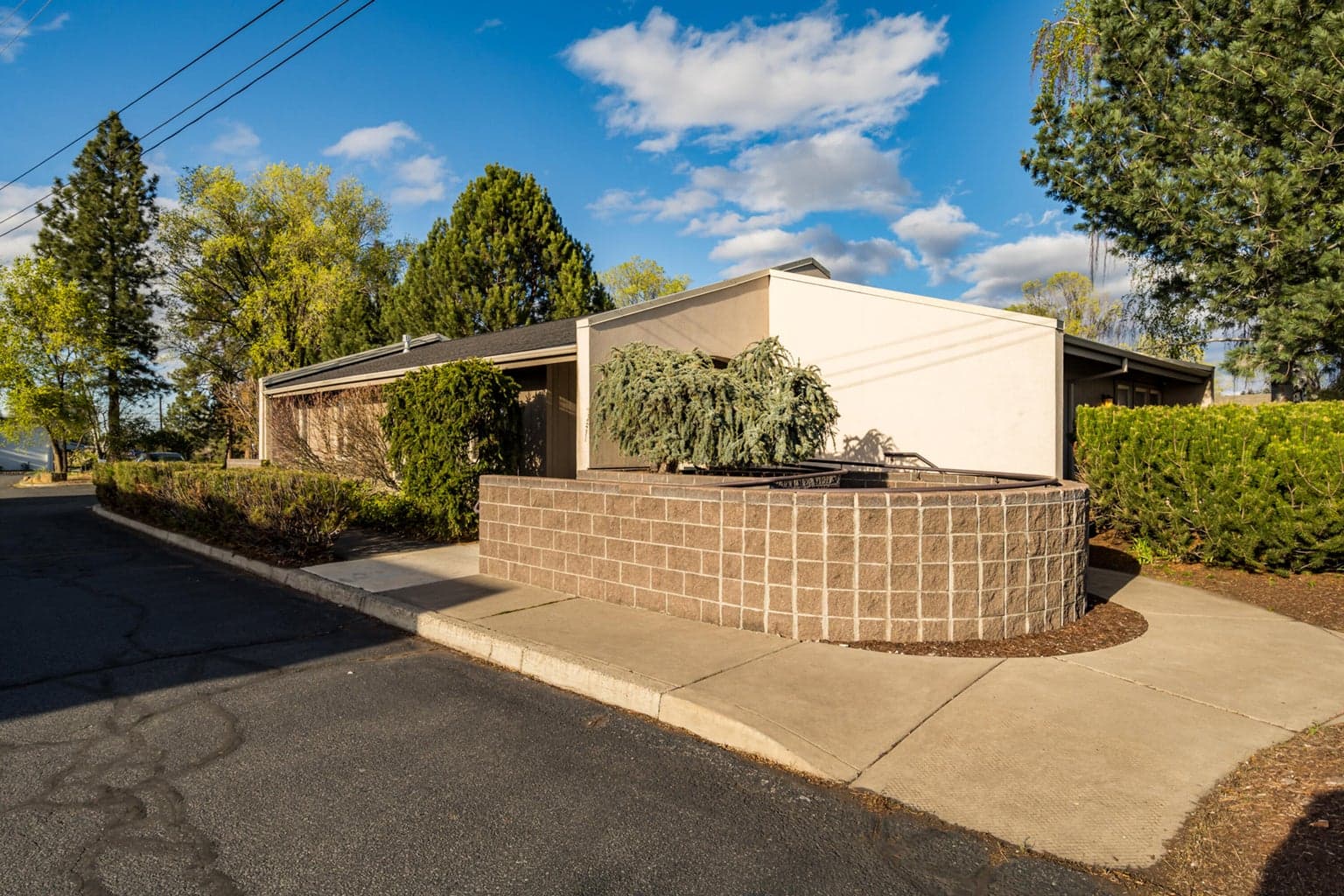 Photo of 336 Norton 4 of 25