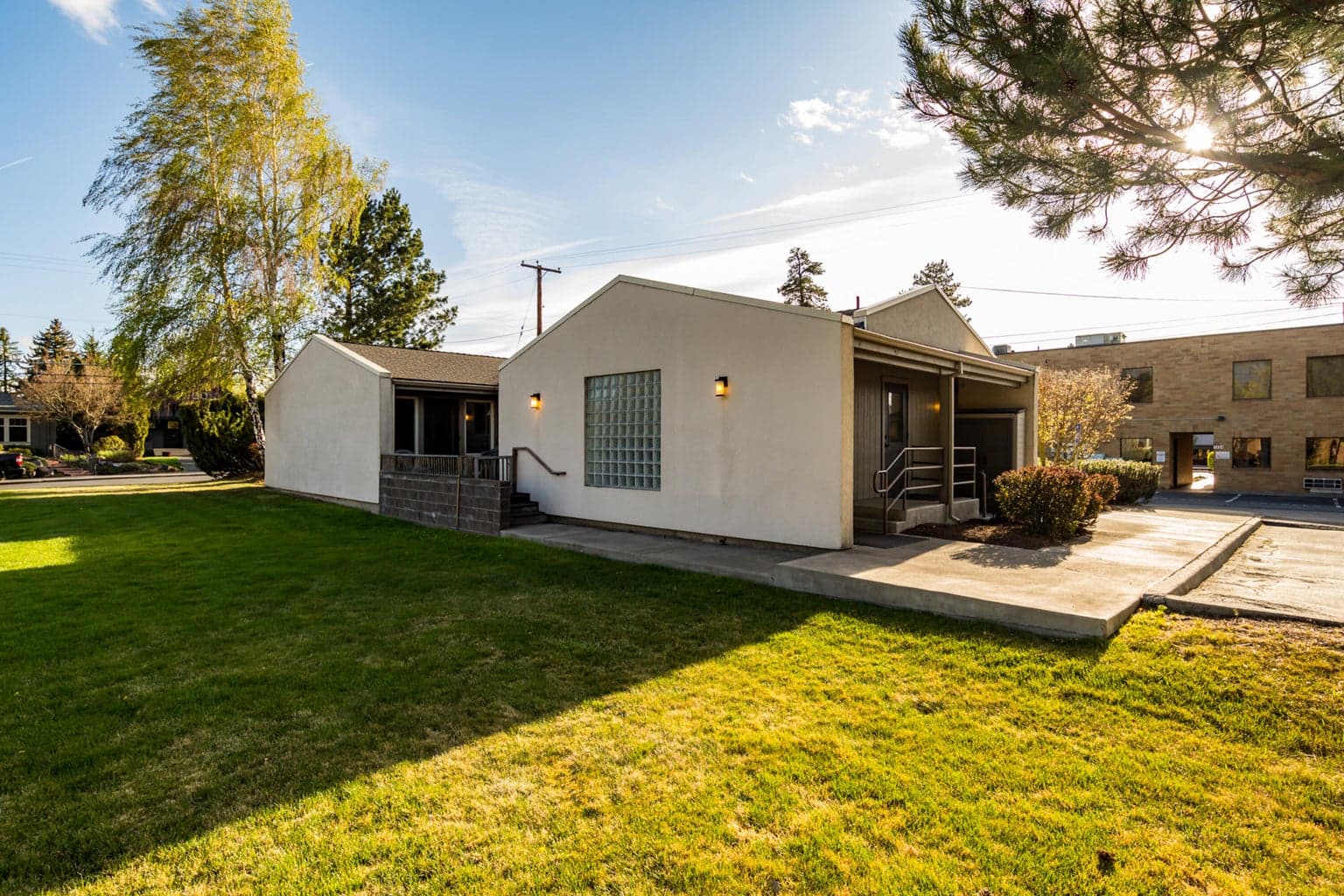 Photo of 336 NE Norton Avenue 21 of 25